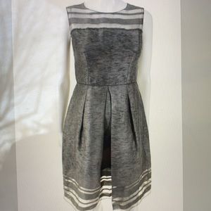Elie Tahari Grey cocktail dress size US 8